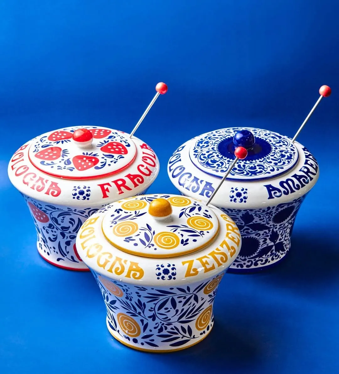 Vazot e porcelanit Fabbri: Fragola, Zenzero dhe Amarena